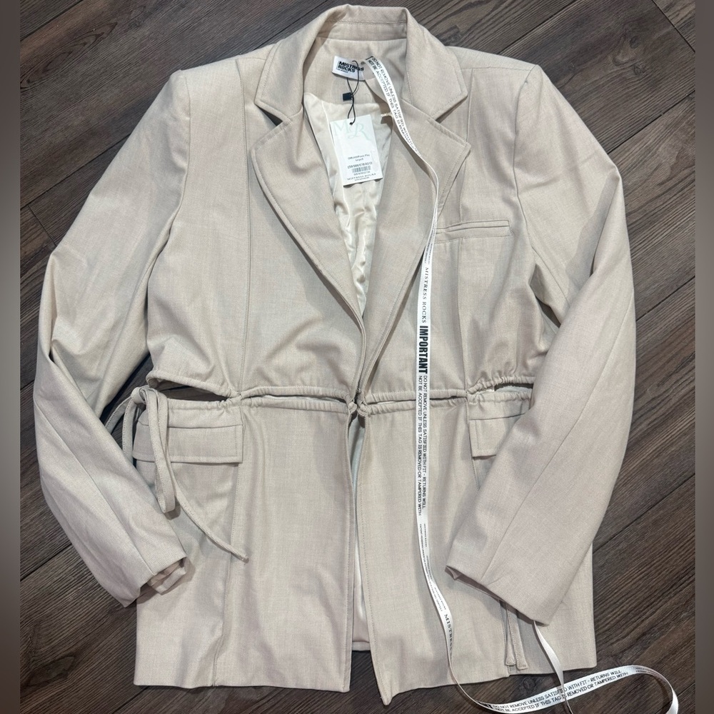 Windsor Women's Drawstring Waist Cream Blazer